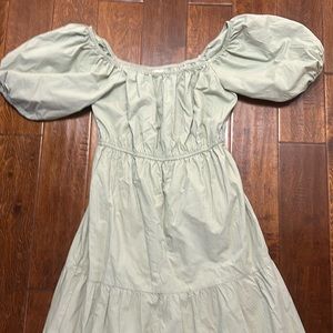 Never worn Sim and Sam off the shoulder puff sleeve